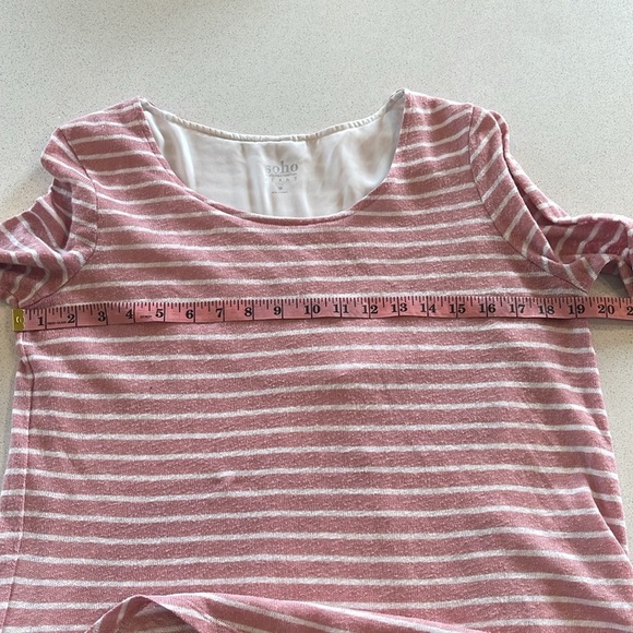 Soho New York & Company Jeans 3/4 Sleeve Blouse Split Back Pink White Stripe S - Picture 10 of 11